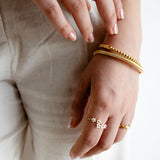 Dainty daisy ring