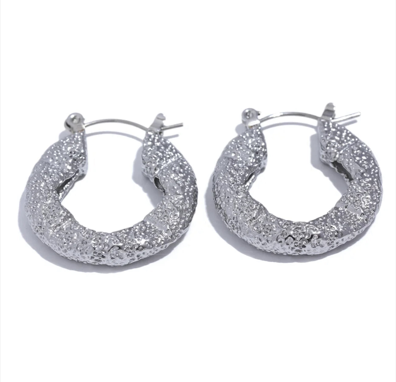 Amelia earrings